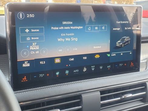 Used 2024 Lincoln Corsair FWD w/ Equipment Group 101A image 18