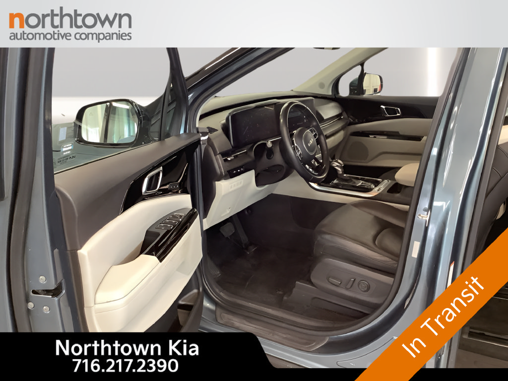 Certified 2023 Kia Carnival SX FWD image 18