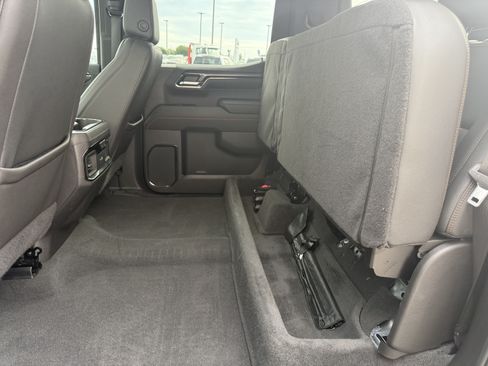 Used 2024 GMC Sierra 1500 AT4 w/ Technology Package AWD/4WD image 26