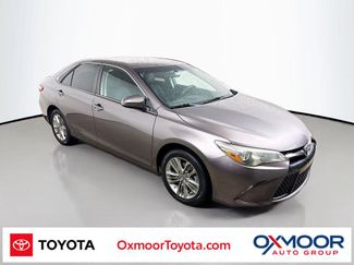 Used 2015 Toyota Camry SE video 1