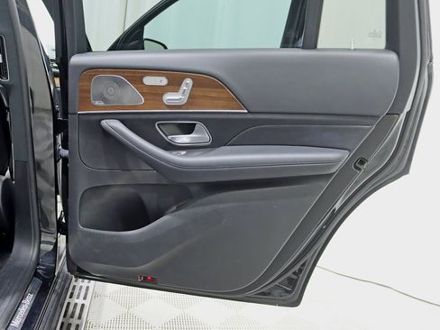 Used 2022 Mercedes-Benz GLS 450 4MATIC image 42