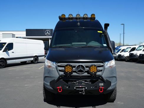 Used 2020 Mercedes-Benz Sprinter 2500 image 2