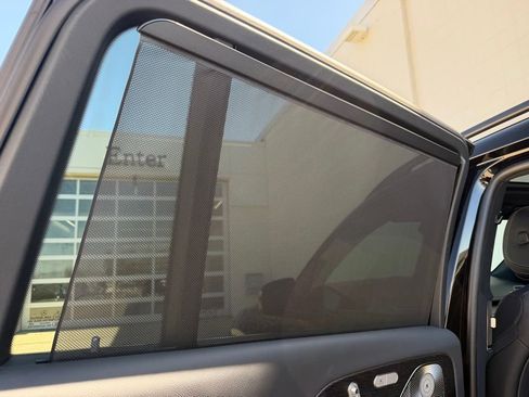 Used 2025 Mercedes-Benz GLS 450 4MATIC image 37