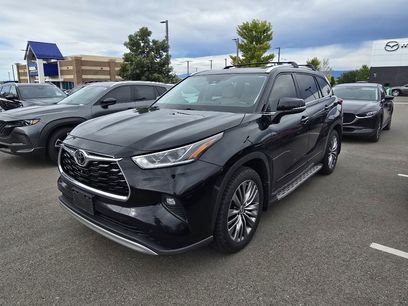 Used 2021 Toyota Highlander Platinum