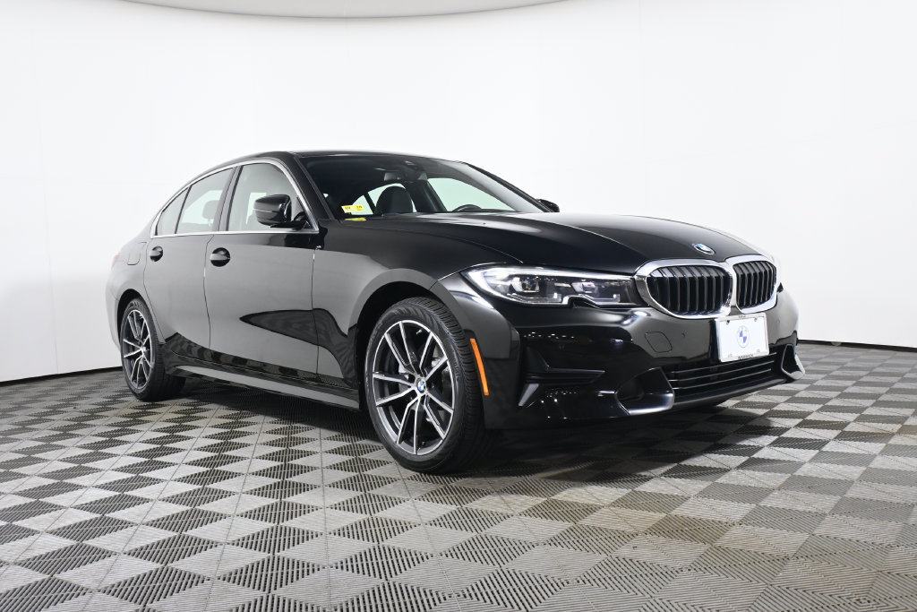 Used 2022 BMW 330i xDrive Sedan w/ Premium Package 2 AWD/4WD image 9