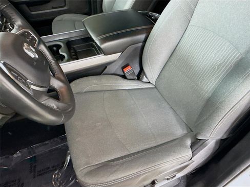 Used 2024 RAM 3500 Big Horn w/ Sport Appearance Package image 17