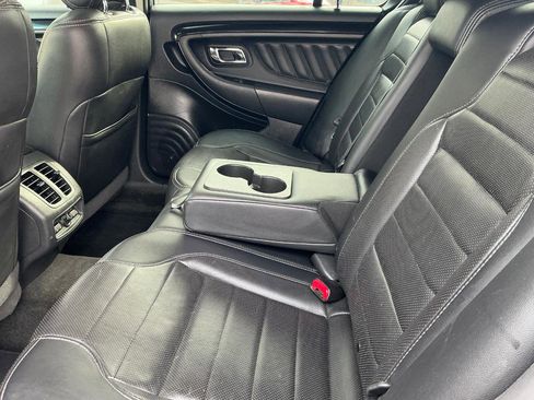 Used 2013 Ford Taurus SHO image 16