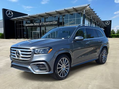 New 2025 Mercedes-Benz GLS 450 4MATIC image 1