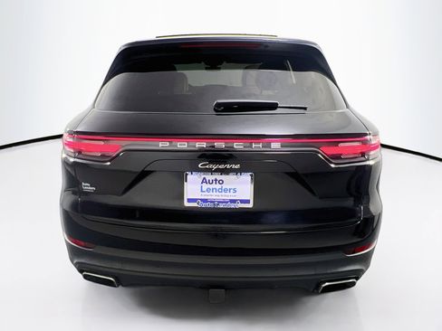 Used 2023 Porsche Cayenne AWD/4WD image 6