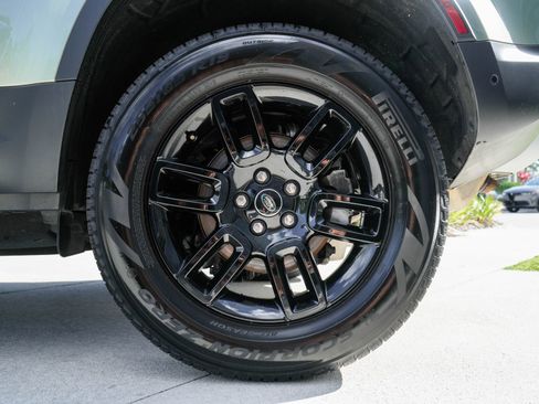 Used 2025 Land Rover Defender 110 S image 29