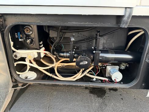 Used 2019 Mercedes-Benz Sprinter 170 image 23