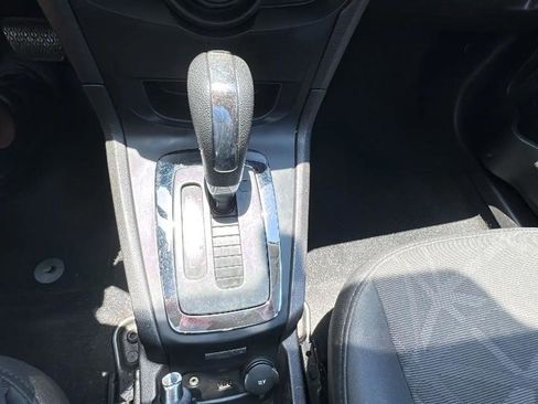 Used 2012 Ford Fiesta SE FWD image 38