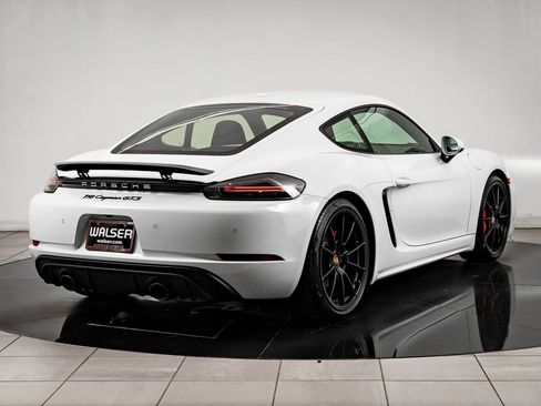 Certified 2021 Porsche 718 Cayman GTS image 8