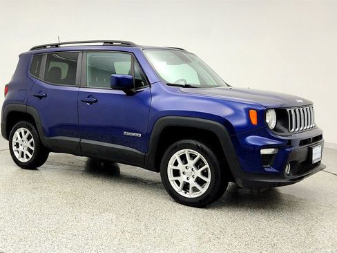 Used 2020 Jeep Renegade Latitude image 3