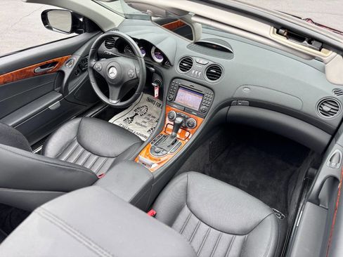 Used 2009 Mercedes-Benz SL 550 image 27