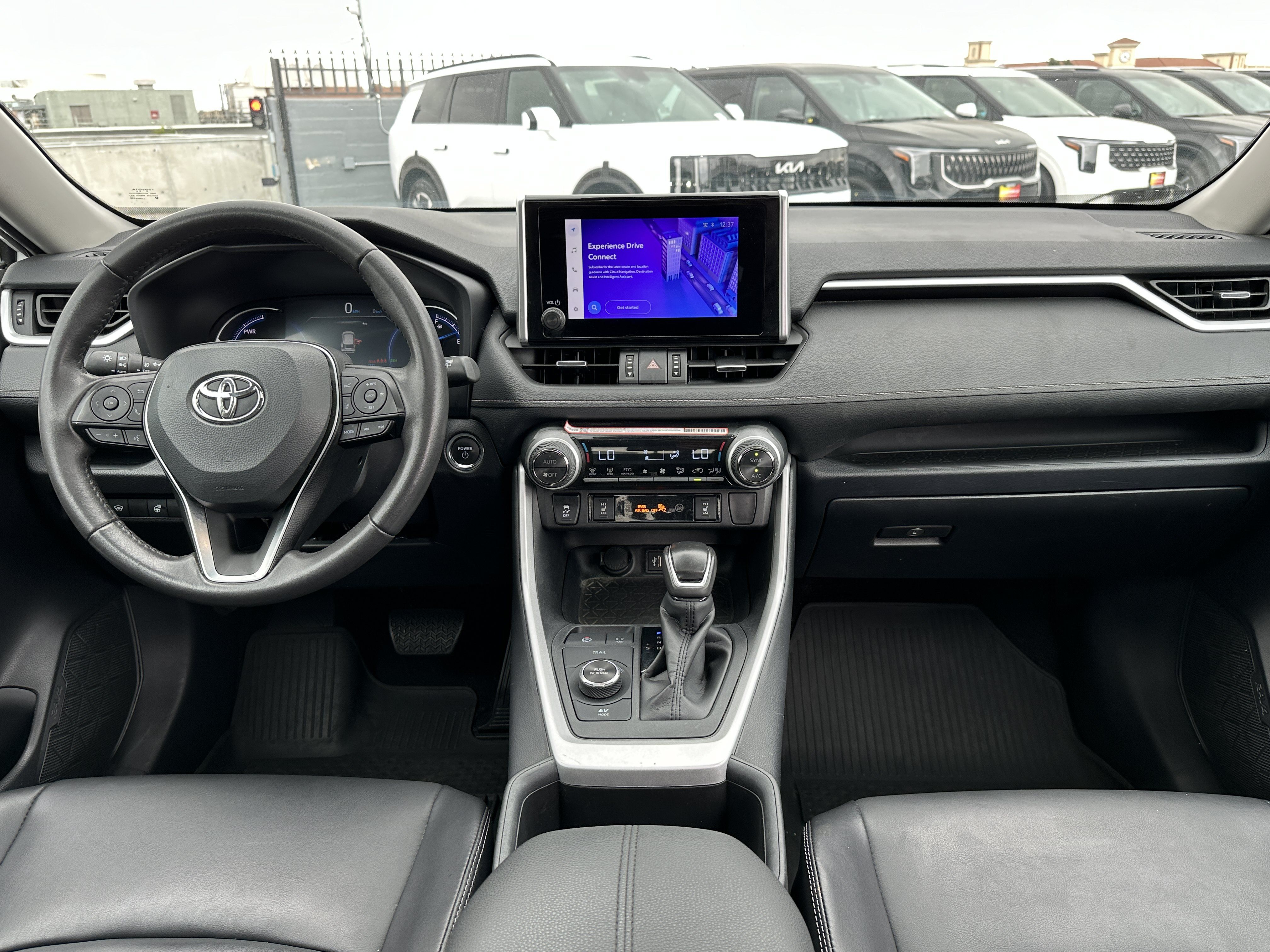 Used 2025 Toyota RAV4 XLE Premium AWD/4WD image 20