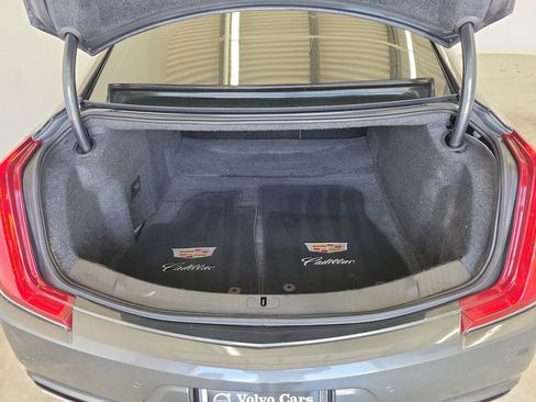 Used 2019 Cadillac XTS Luxury image 11