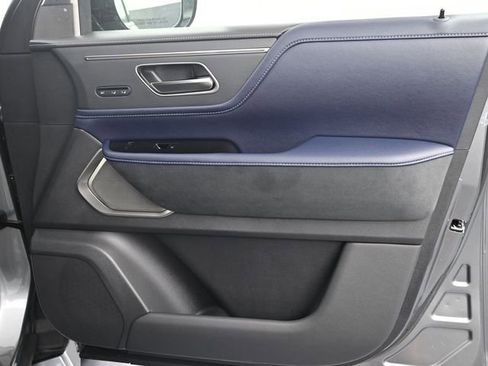 New 2026 INFINITI QX80 4WD image 44