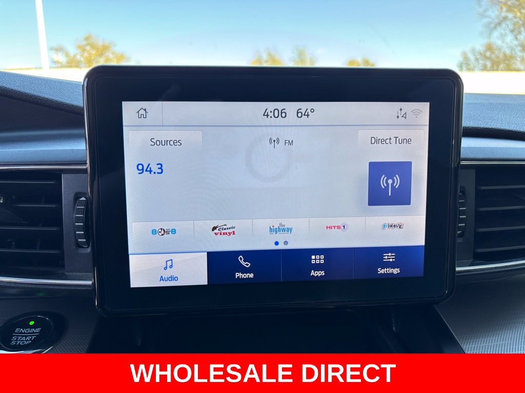 Used 2020 Ford Explorer XLT w/ Equipment Group 202A AWD/4WD image 22