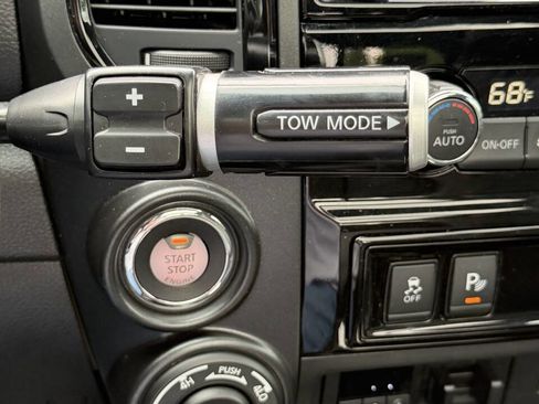 Used 2023 Nissan Titan PRO-4X w/ Pro-4x Convenience Package AWD/4WD image 19