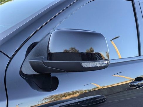 Used 2022 Dodge Durango R/T w/ Trailer Tow Group IV image 11