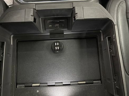 Used 2021 GMC Sierra 2500 Denali w/ Denali Ultimate Package image 24