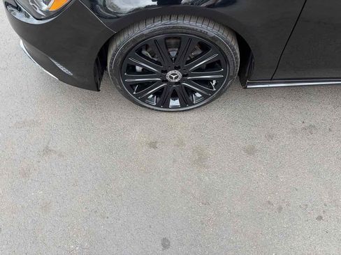 Used 2018 Mercedes-Benz CLA 250 4MATIC image 33