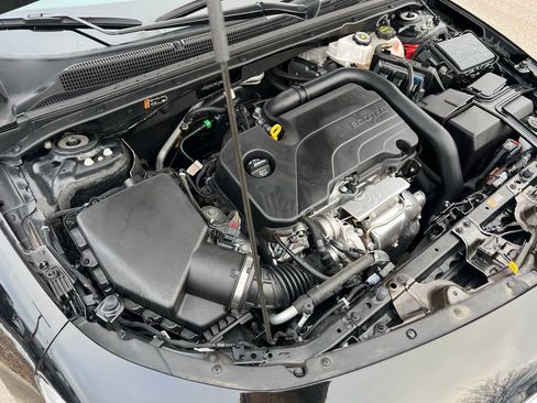 Used 2024 Chevrolet Malibu LT image 42