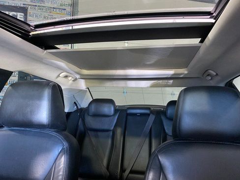 Used 2022 Chrysler 300 Touring L w/ Popular Equipment Group RWD image 22