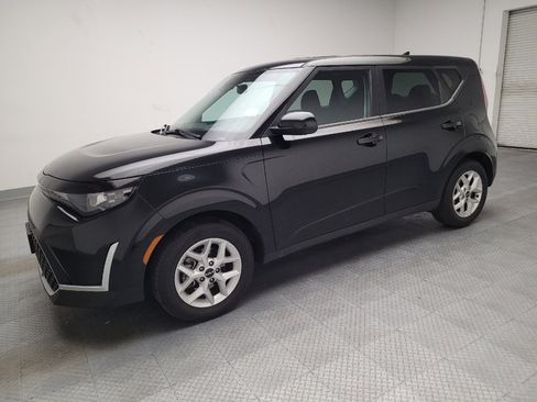 Used 2024 Kia Soul LX w/ Option Group 015 image 2