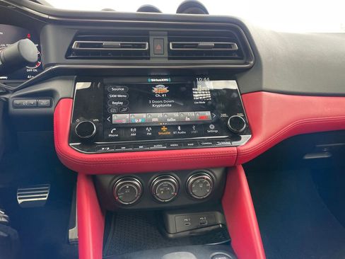 Used 2024 Nissan Z Performance w/ Floor Mat Package image 16