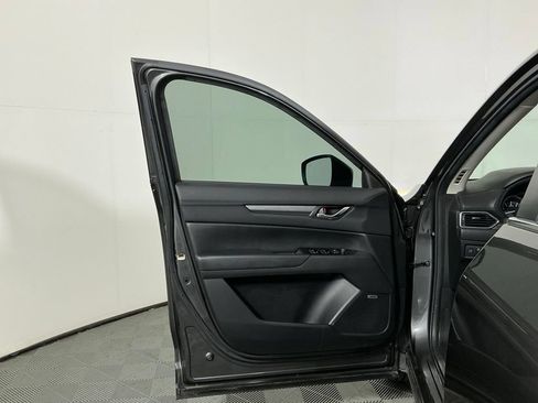 Used 2018 MAZDA CX-5 Touring FWD image 19