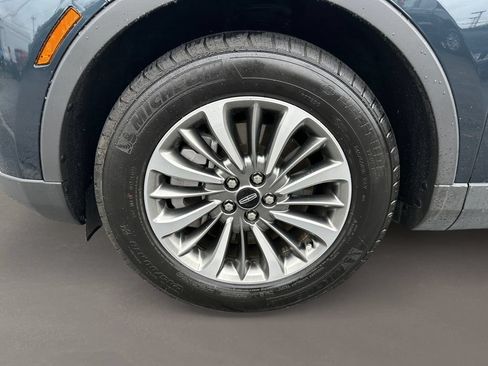 Used 2022 Lincoln Nautilus Reserve FWD image 9