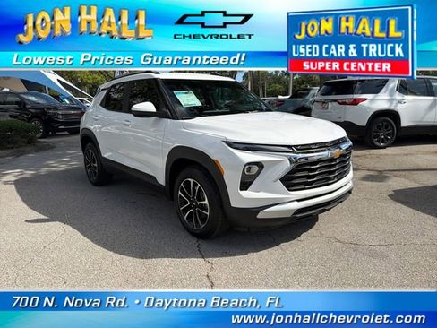 Used 2026 Chevrolet TrailBlazer LT w/ LT Cold Weather Package FWD image 1