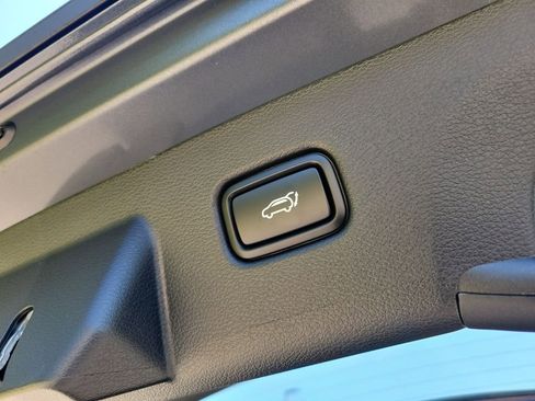 New 2026 Kia Sportage EX FWD image 15