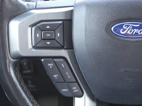 Used 2018 Ford Expedition Max Platinum AWD/4WD image 28