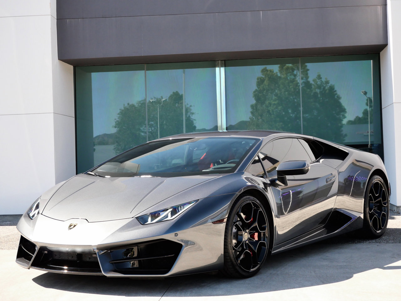 Used 2016 Lamborghini Huracan LP 580-2 RWD image 13