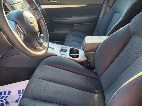 Used 2013 Subaru Outback 2.5i Premium w/ All-Weather Pkg image 16