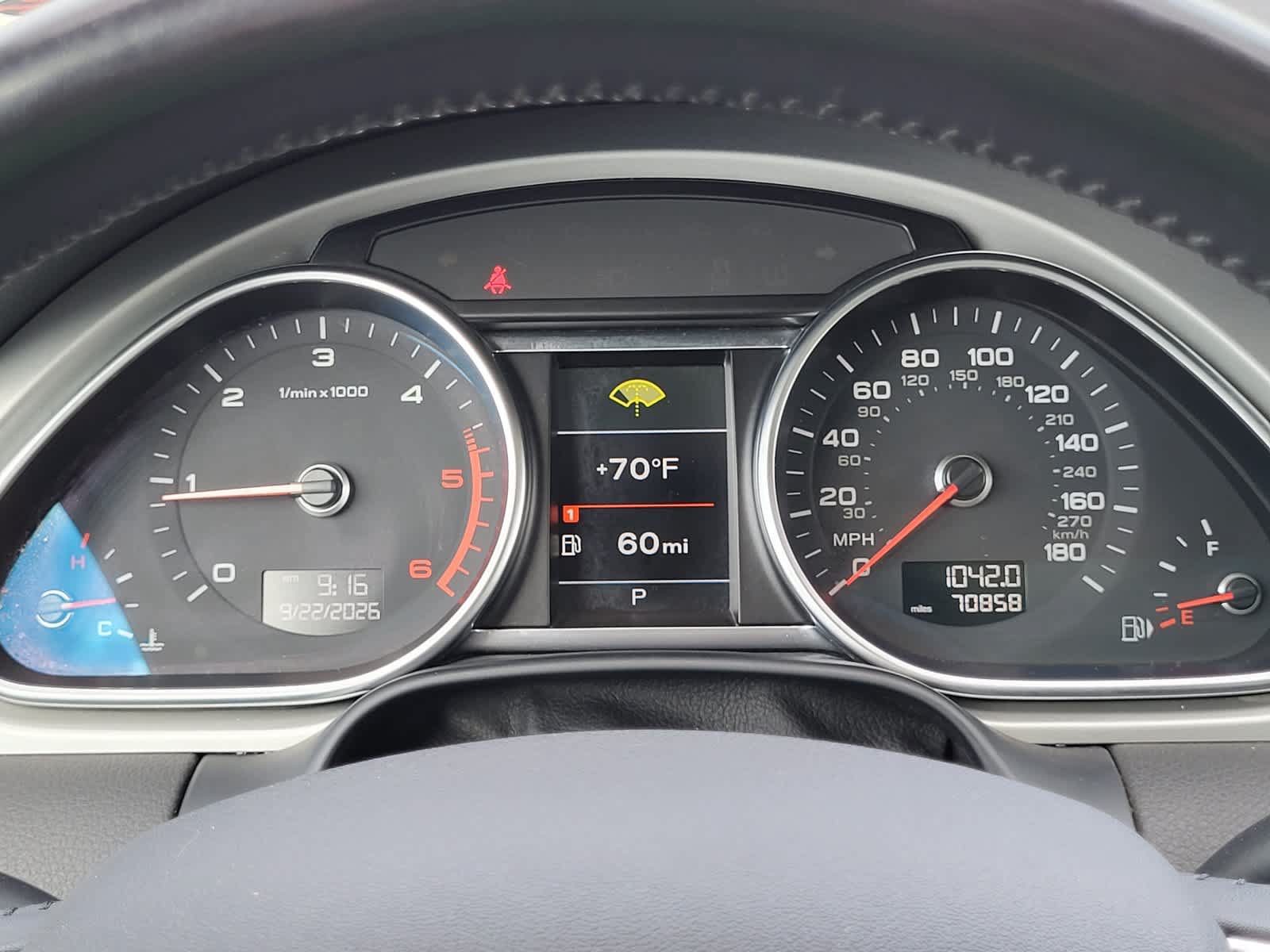 Used 2015 Audi Q7 TDI Premium Plus w/ Premium Plus Package AWD/4WD image 18
