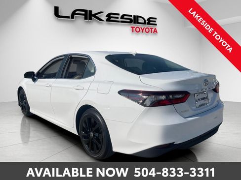 Used 2023 Toyota Camry LE image 4