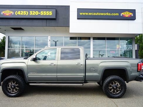Used 2017 GMC Sierra 1500 Denali w/ Denali Ultimate Package AWD/4WD image 2