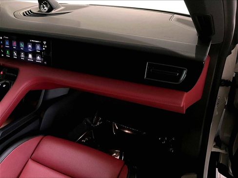 New 2026 Porsche Taycan image 21