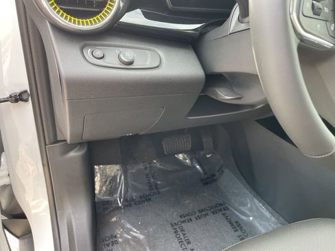 New 2026 Chevrolet Trax ACTIV image 9