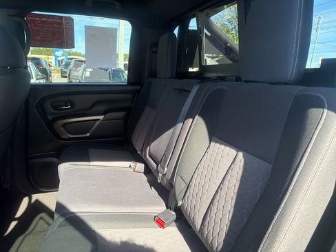 Certified 2024 Nissan Titan SV w/ SV Bronze Edition Package image 21