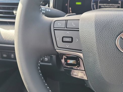 New 2026 Toyota Camry SE w/ Convenience Package FWD image 9