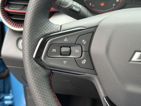 New 2026 Chevrolet Trax RS w/ Sunroof Package FWD image 24