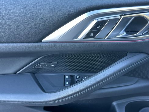 Used 2021 BMW 430i Coupe w/ Convenience Package image 11