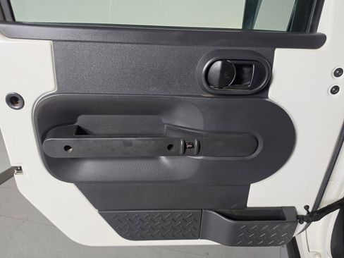 Used 2009 Jeep Wrangler Rubicon w/ PWR Convenience Group image 29