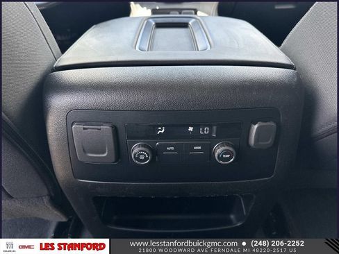 Used 2020 GMC Yukon SLE w/ SLE Value Package AWD/4WD image 15