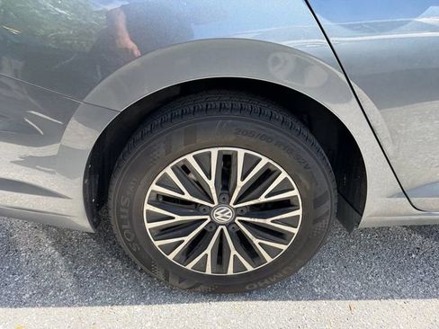Used 2019 Volkswagen Jetta SEL FWD image 8